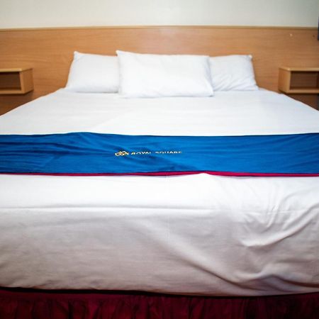 Royal Square Hotel - Nec & Birmingham Airport Marston Green Esterno foto