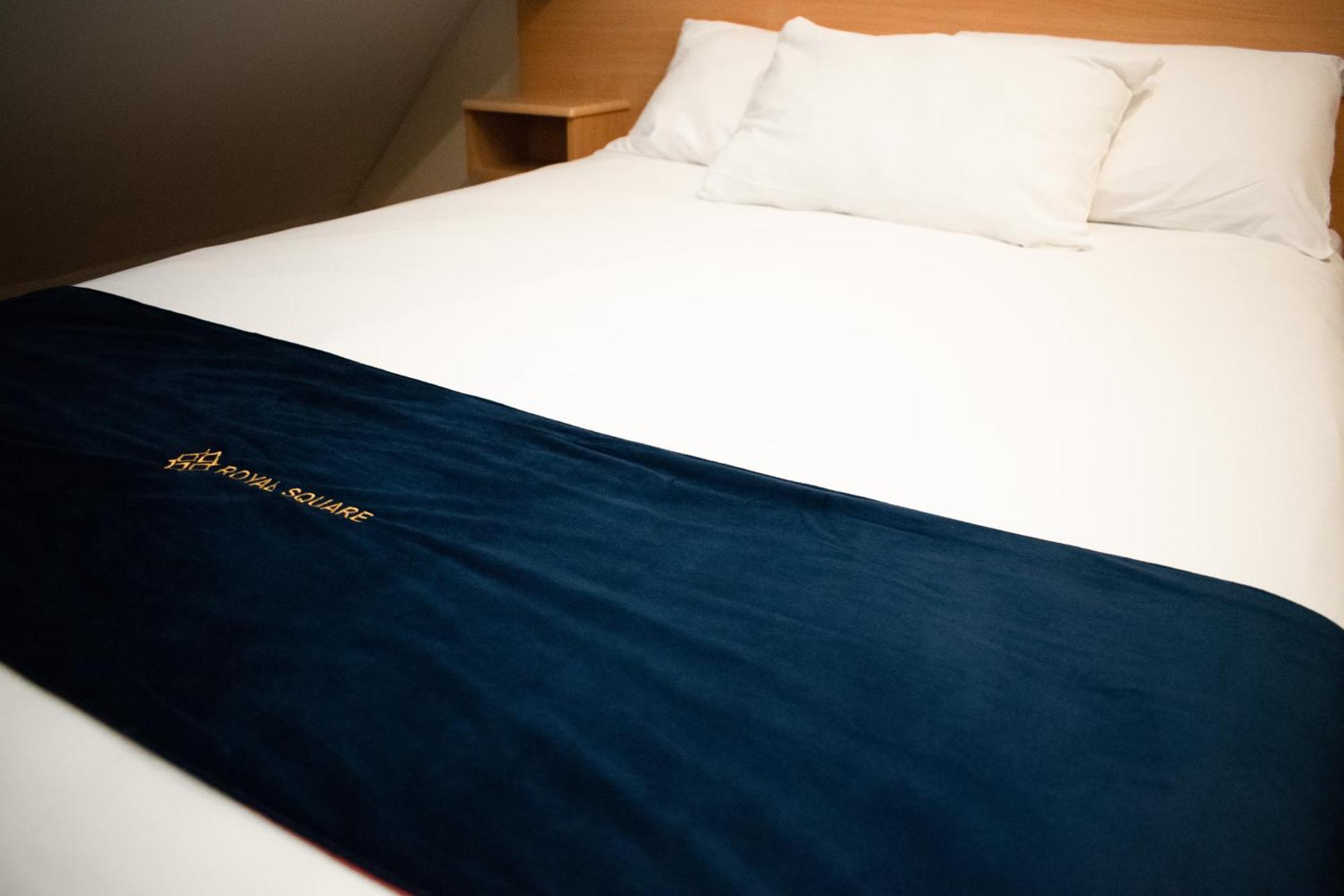 Royal Square Hotel - Nec & Birmingham Airport Marston Green Esterno foto